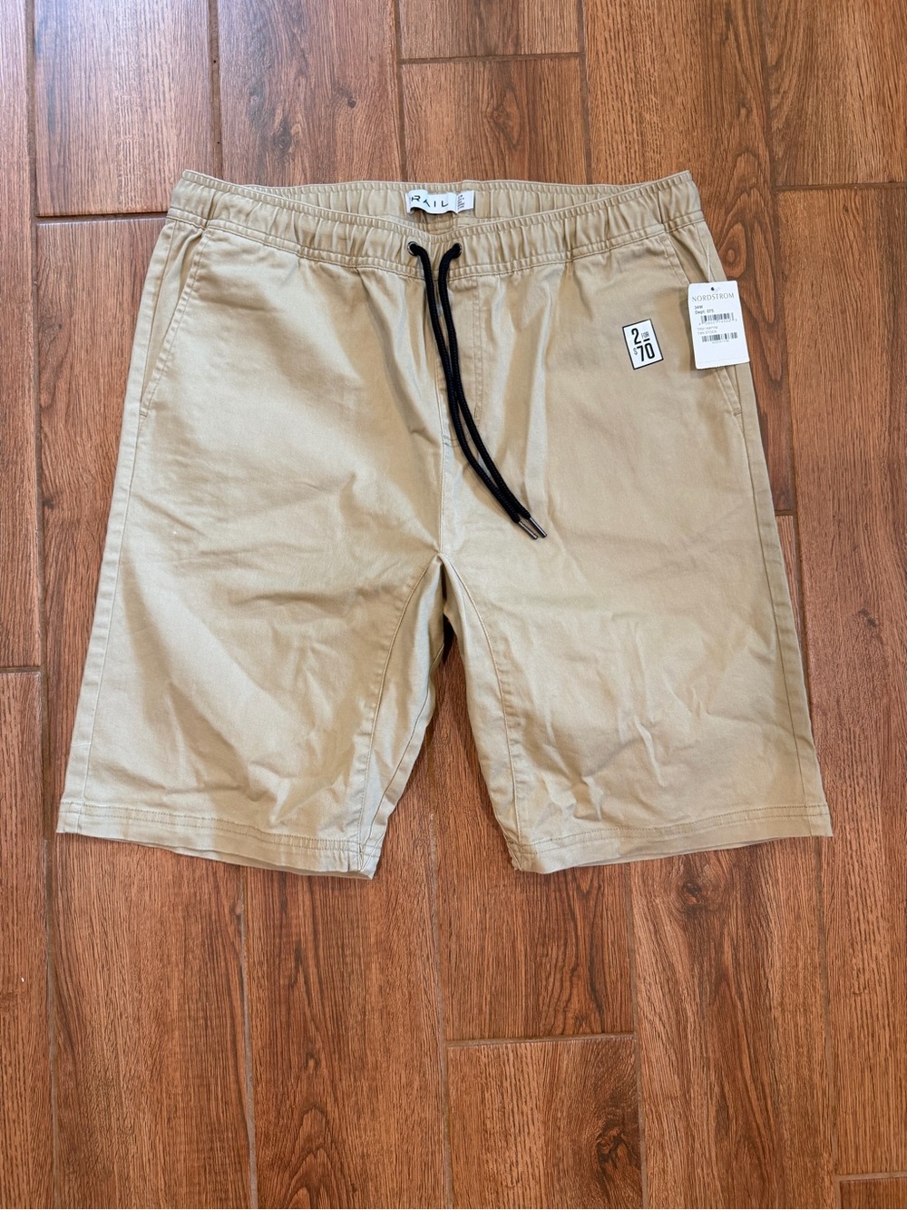 NWT / rails Tan Drawstring Hybrid Shorts 9” / men’s 34